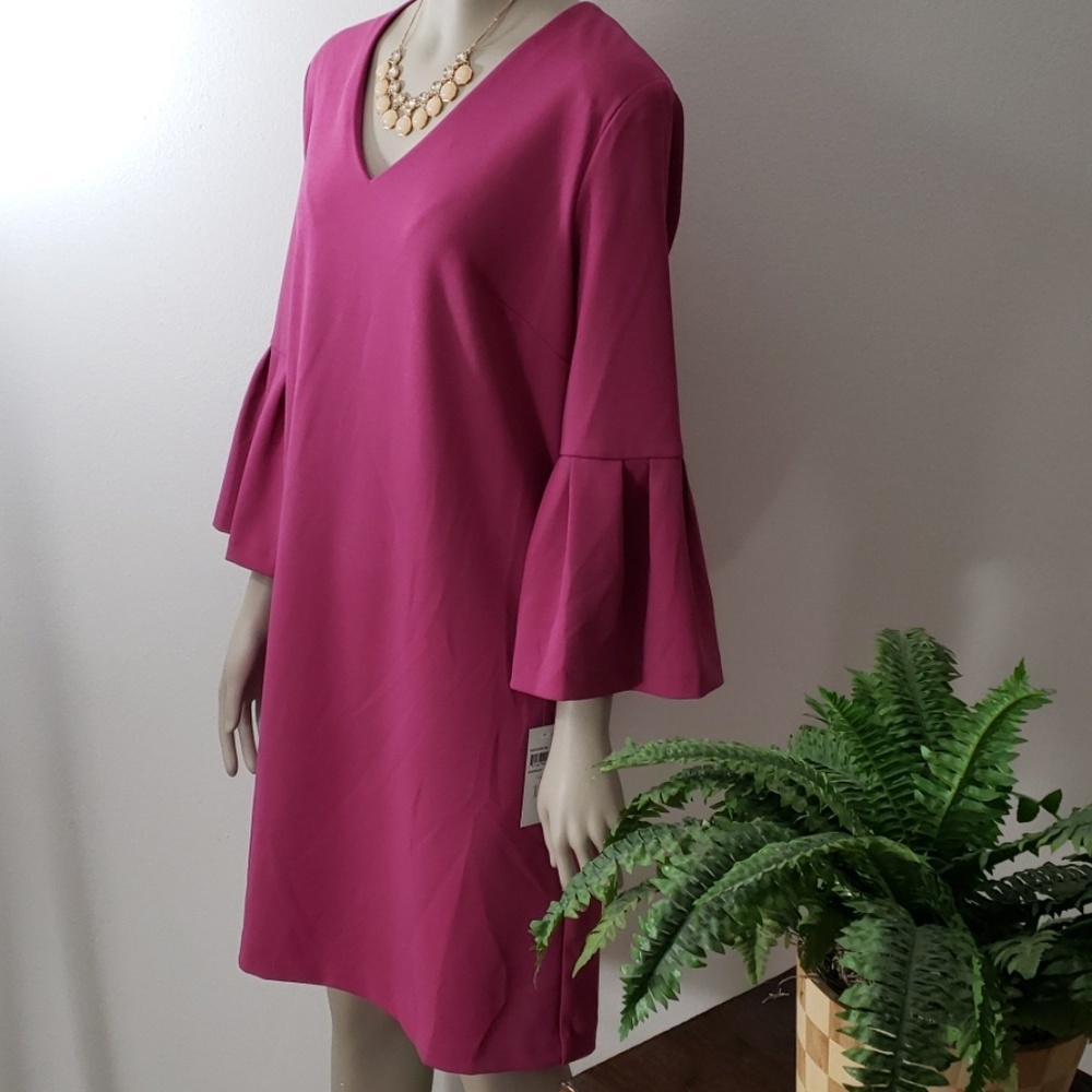 Bell sleeve dress